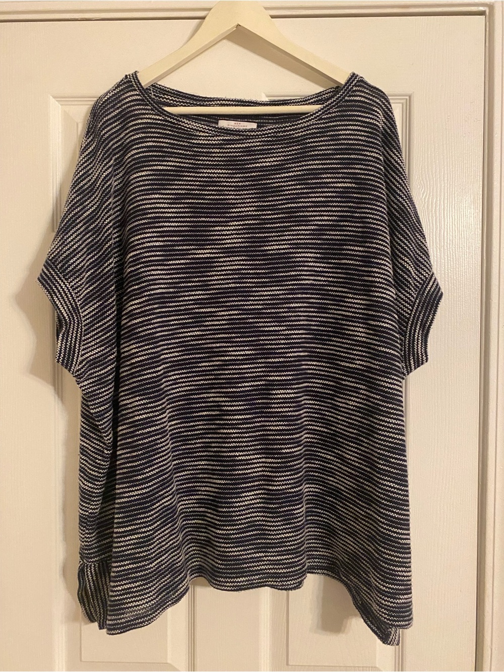 New Directions-Studio. Women's Navy/White Striped Knit Top - Relaxed Fit. 4X.